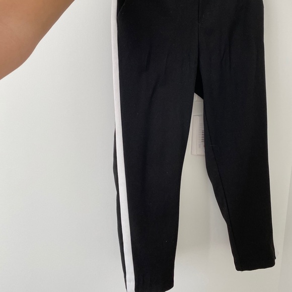 Zara pants with white stripe - Picture 2 of 2
